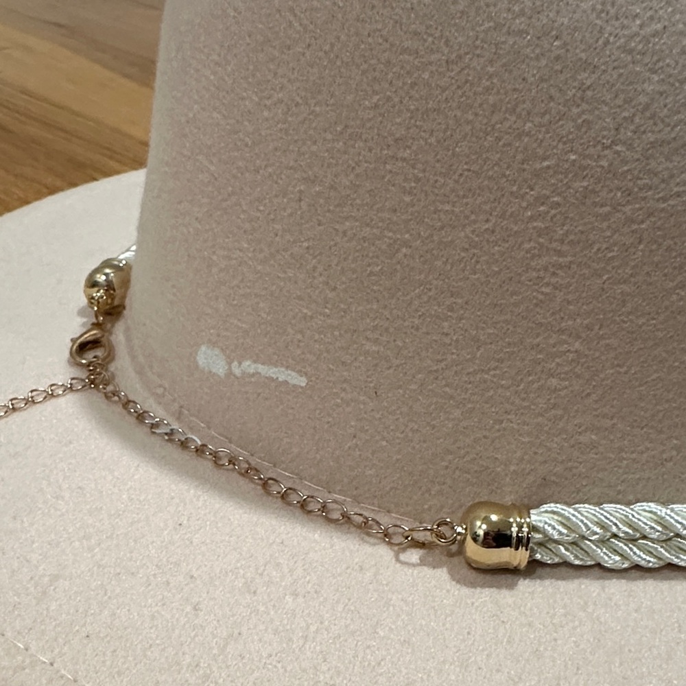 *last chance* Amazon | Elegant blush pink Fedora Hat with Chain Detail - Picture 10 of 14